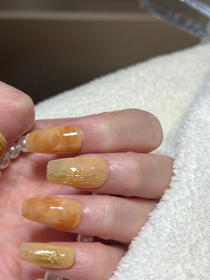 Press on nails - Sunset