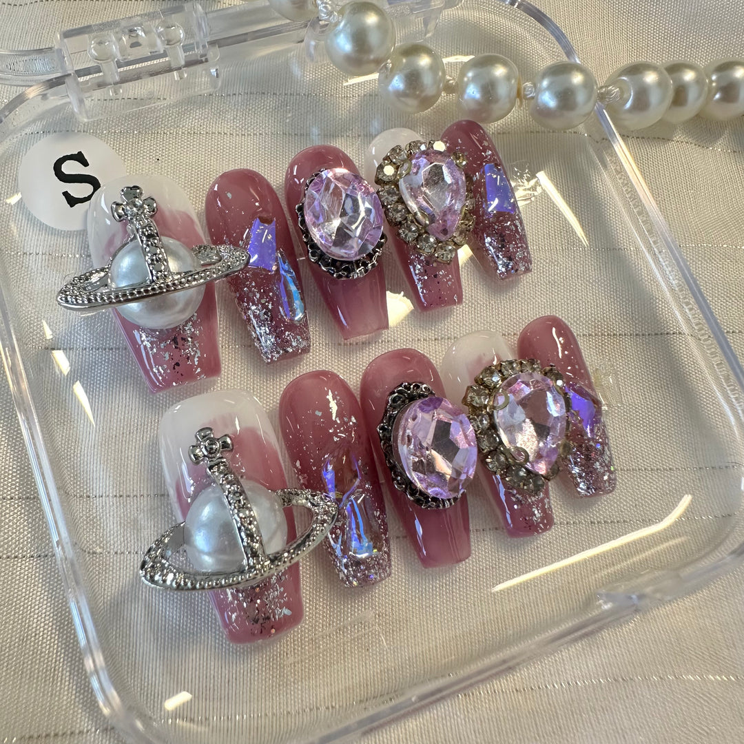 Press on nail - Galactic Royalty