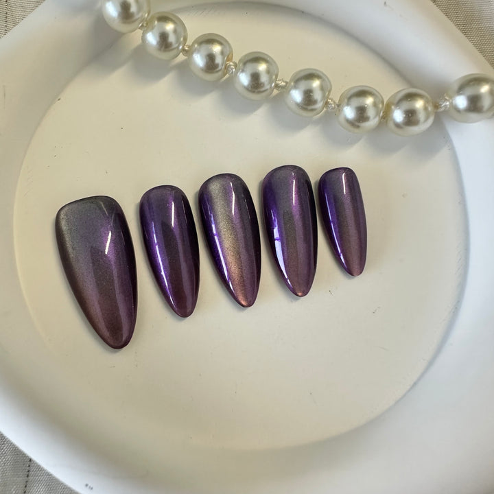 Press on nail - Amethyst Glow