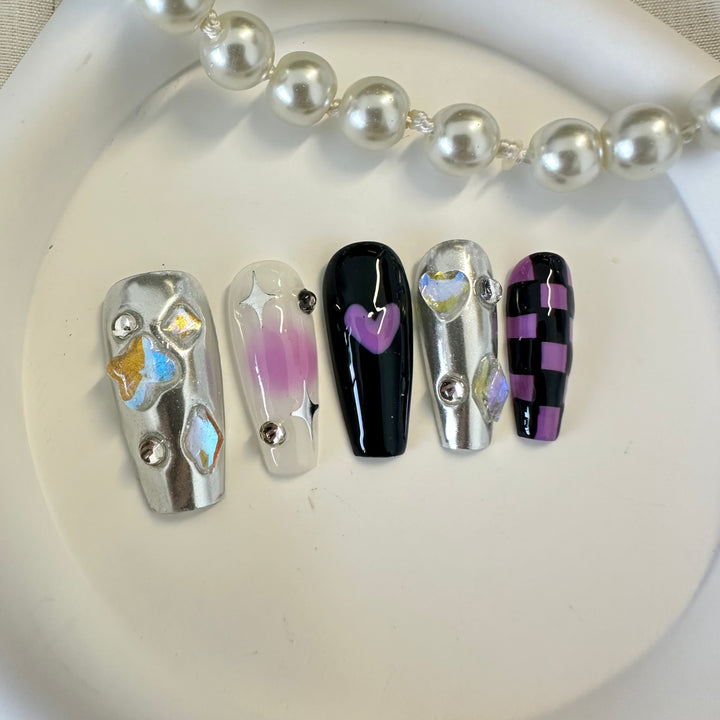 Press on nail - Cyber Love