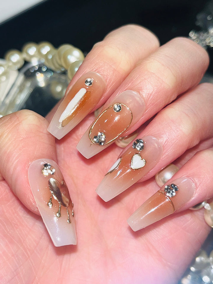 Press on nails - Blushing Heartbeat