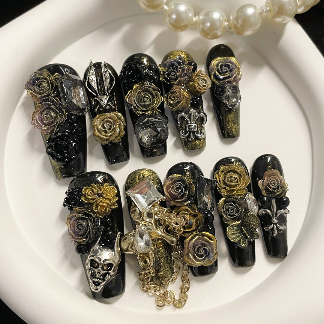 Press on nail - Evil bunny, skull & rose