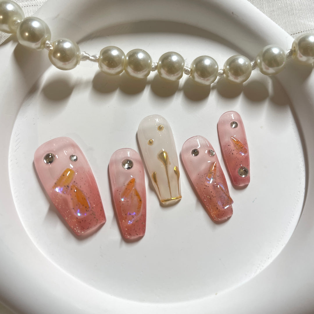 Press on nail - Crown & Diamonds